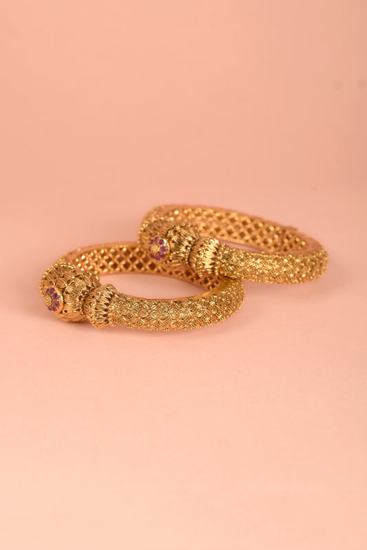 Gold Plated Carved Kangan Bangle