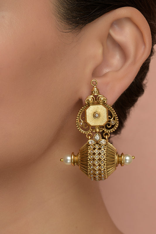 Gold Plated Structured Pearl Earrings